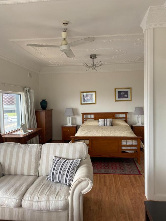 Stella'S Dromana Hotel Exterior photo