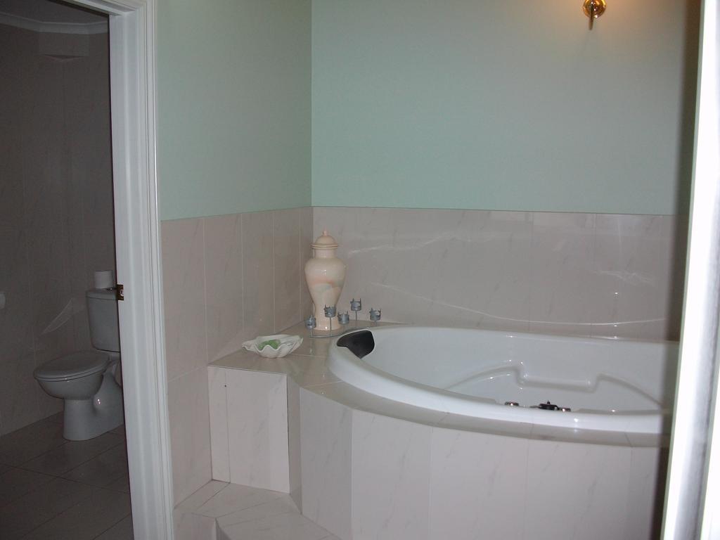 Stella'S Dromana Hotel Room photo