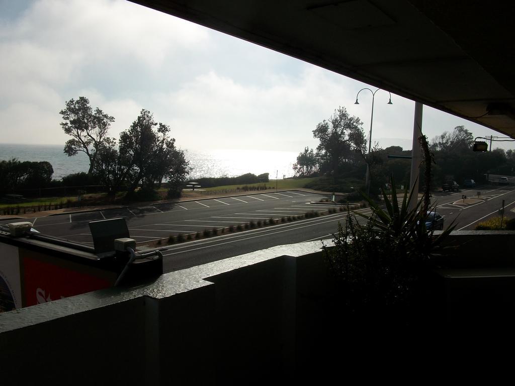 Stella'S Dromana Hotel Room photo