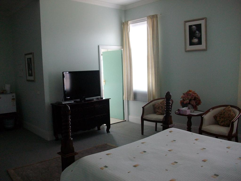 Stella'S Dromana Hotel Room photo